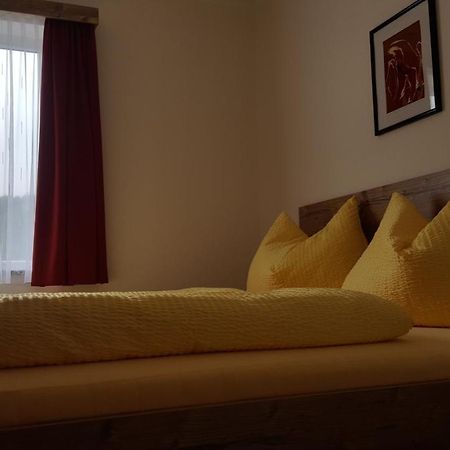 Appartement Juns Tux Eksteriør bilde