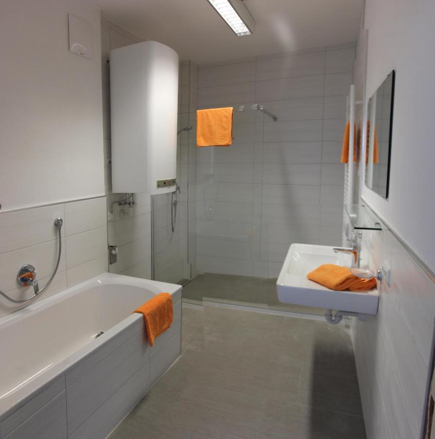 Appartement Juns Tux Eksteriør bilde