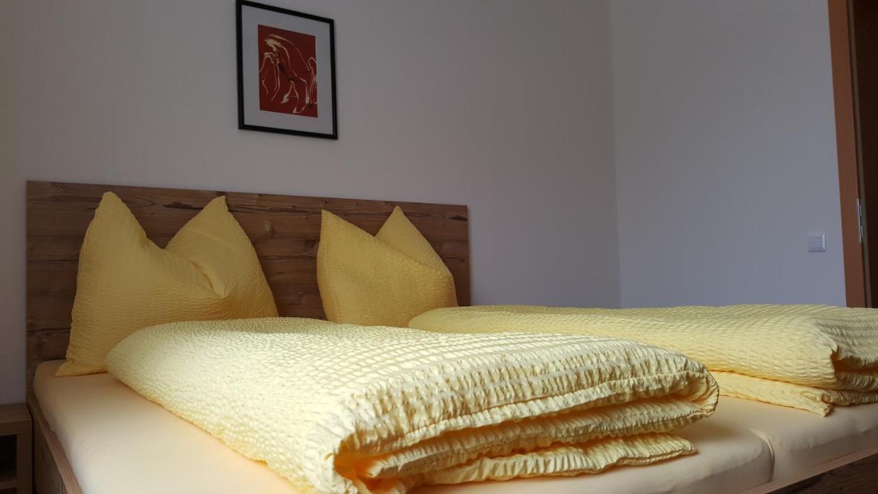 Appartement Juns Tux Eksteriør bilde