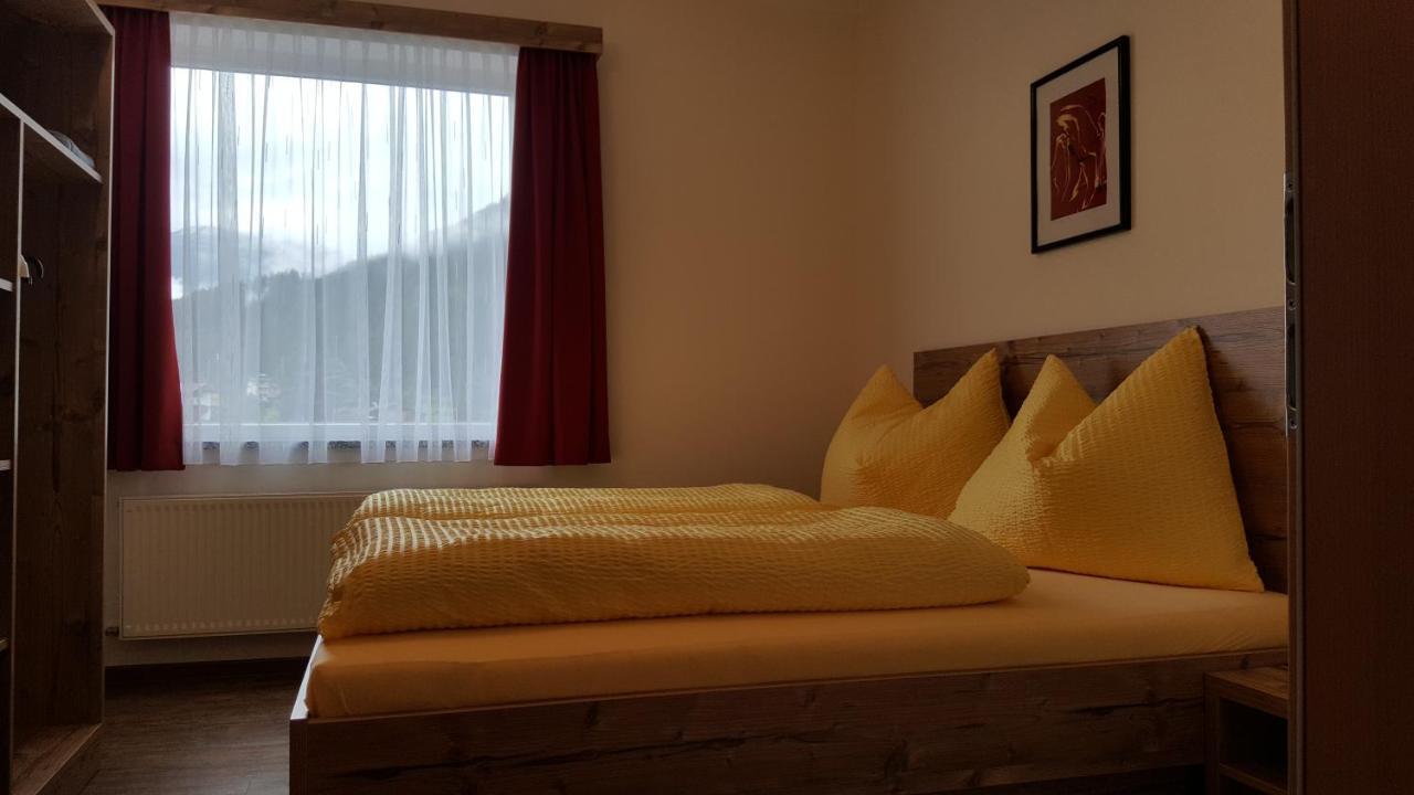 Appartement Juns Tux Eksteriør bilde